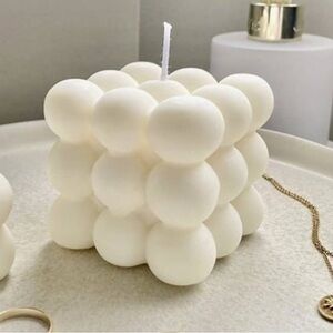 White bubble candle